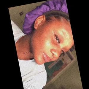 Meet your Posher, Samaria